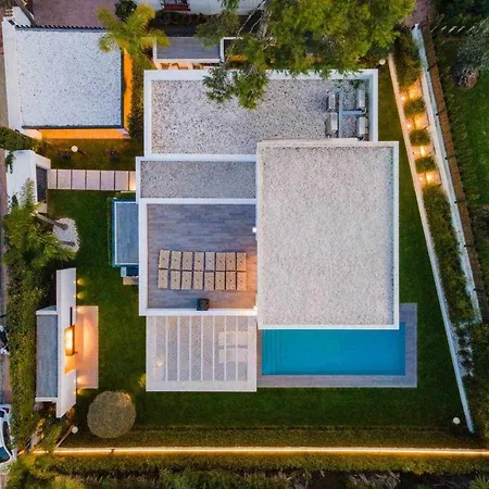 Holiday home Contemporanea Al Campo De Golf De Guadalmina *